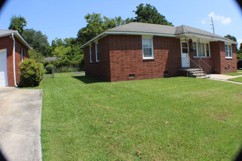 2747 Martha Dr, North Charleston, SC 29405