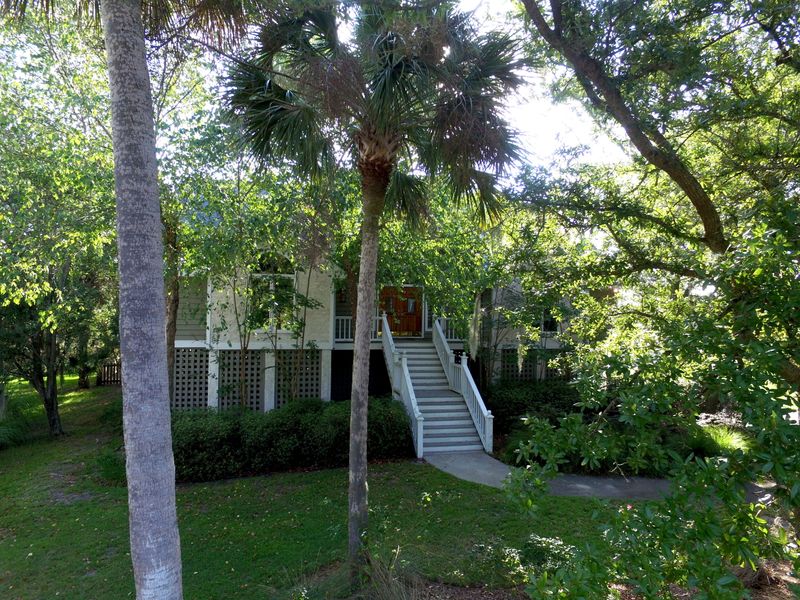 1512 Island Overlook, Mount Pleasant, SC 29464