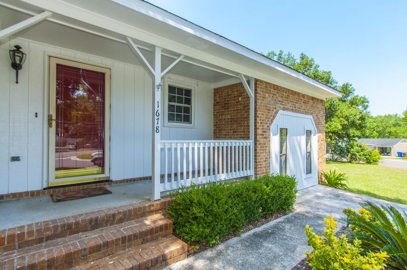1678 Nantahala Blvd, Mount Pleasant, SC 29464