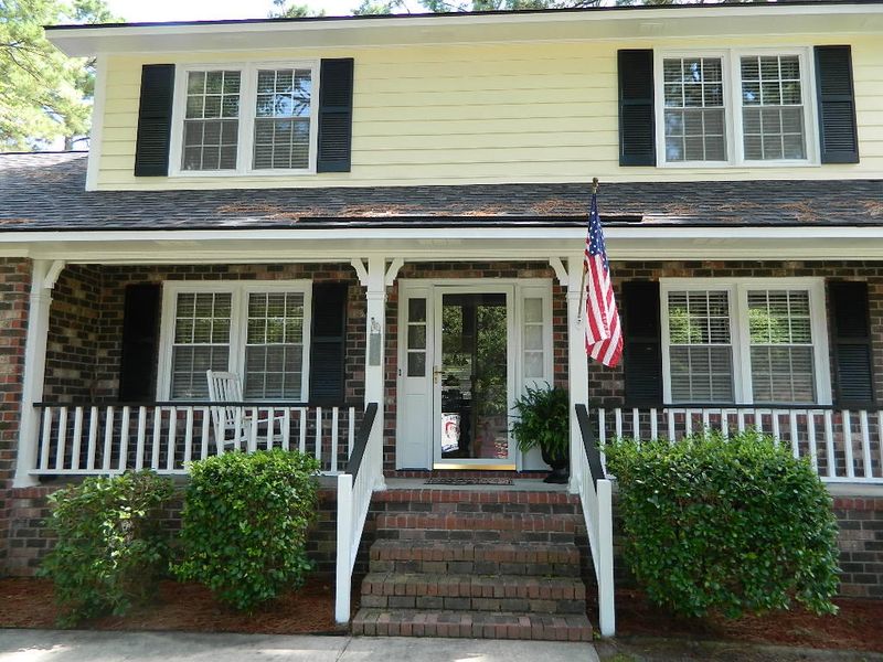 105 Cumberland Ct, Goose Creek, SC 29445