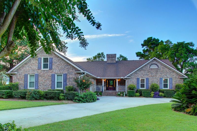 924 Kushiwah Creek Dr, Charleston, SC 29412