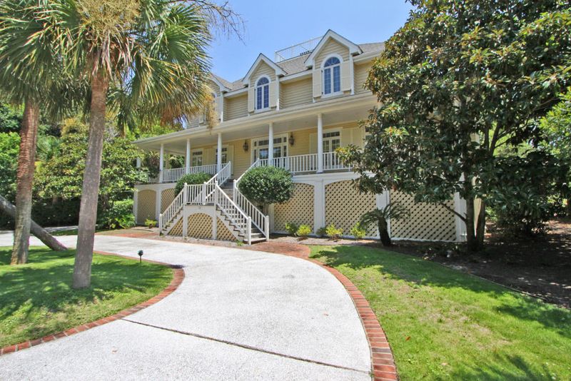 19 Beachwood West, Isle Of Palms, SC 29451