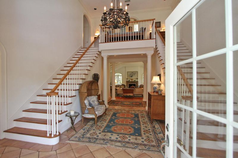 19 Beachwood West, Isle Of Palms, SC 29451