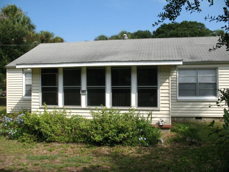 1116 E Ashley Ave, Folly Beach, SC 29439
