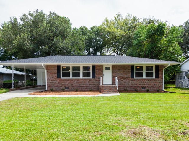 1461 S Sherwood Dr, Charleston, SC 29407