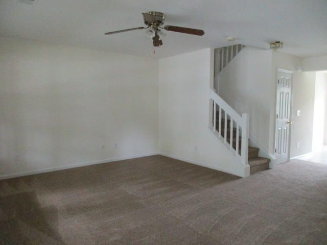 401 Pine Bluff Dr, Summerville, SC 29483