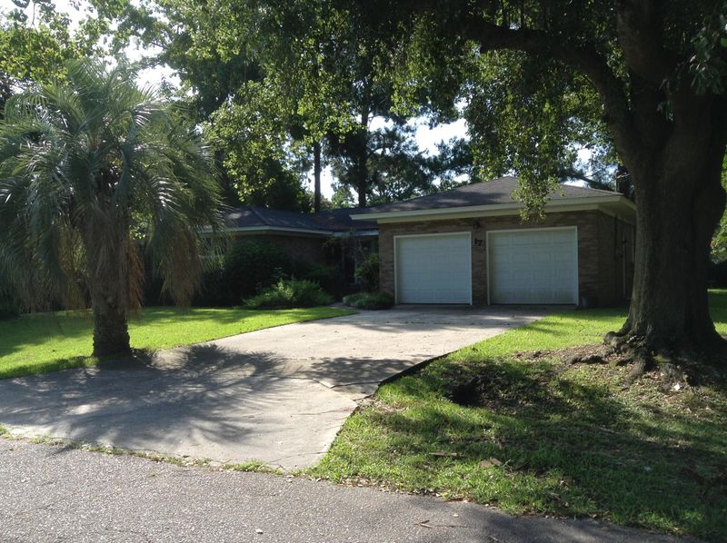17 Dolmane Dr, Charleston, SC 29407