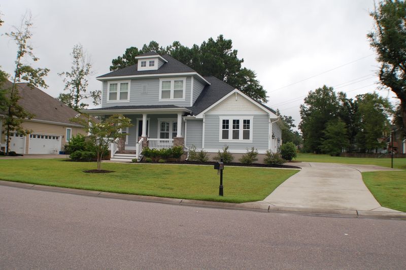 1201 Pasture View Dr, Hanahan, SC 29410