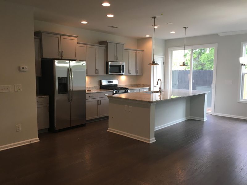 1698 Bridwell Ln, Mount Pleasant, SC 29466