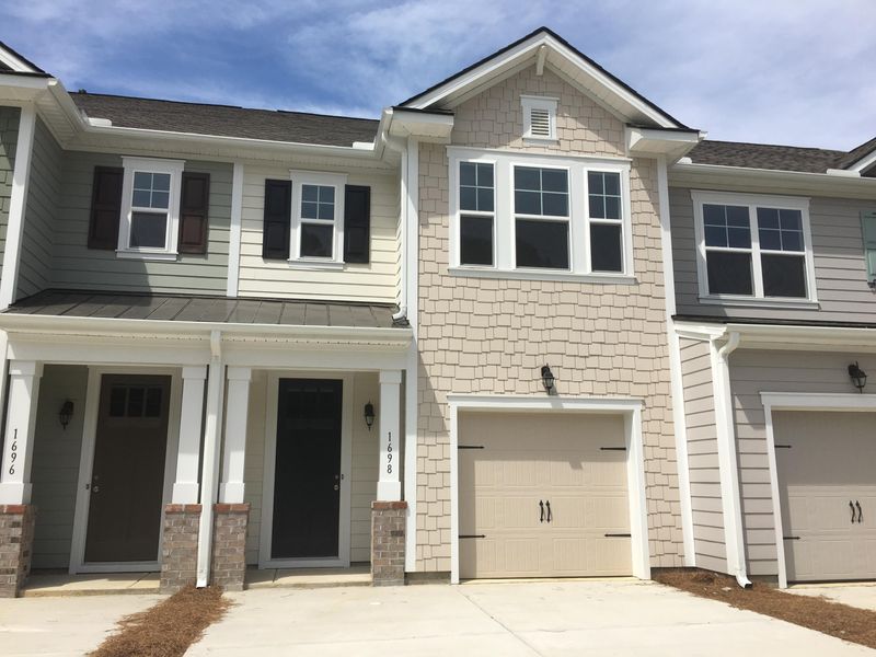 1698 Bridwell Ln, Mount Pleasant, SC 29466