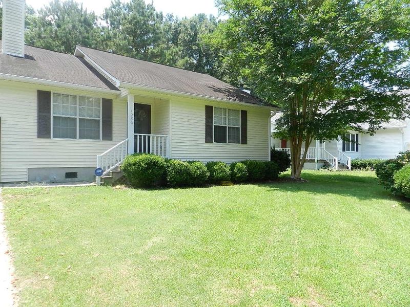 4236 Lavender Ln, North Charleston, SC 29420