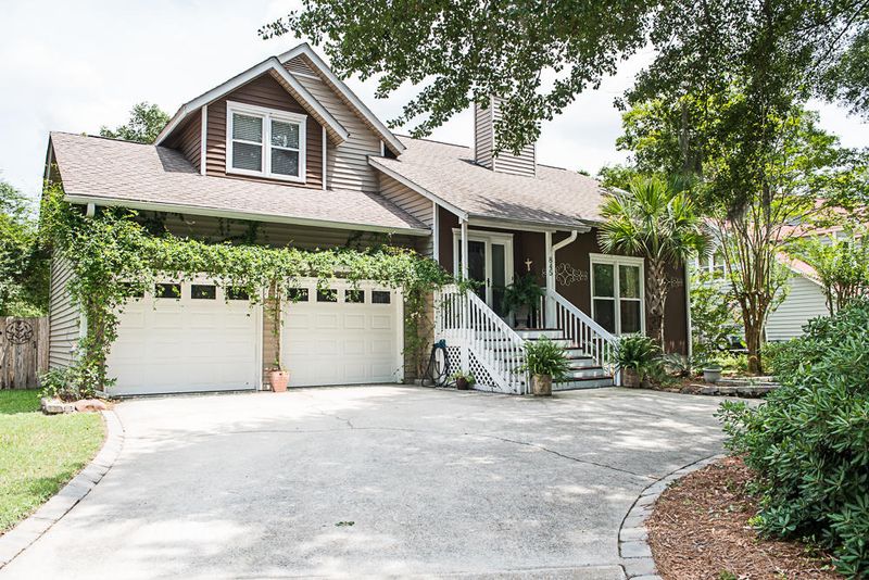 845 Detyens Rd, Mount Pleasant, SC 29464