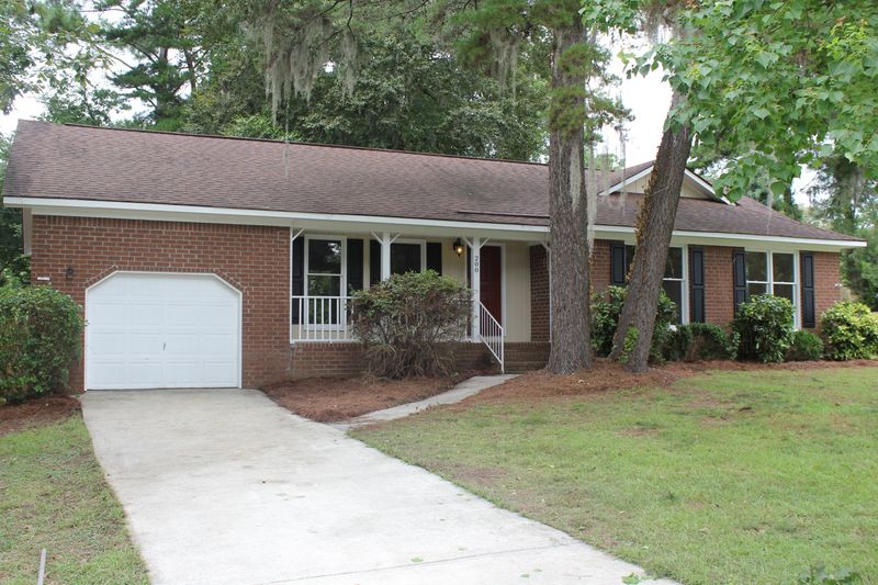 200 Flamingo Dr, Ladson, SC 29456