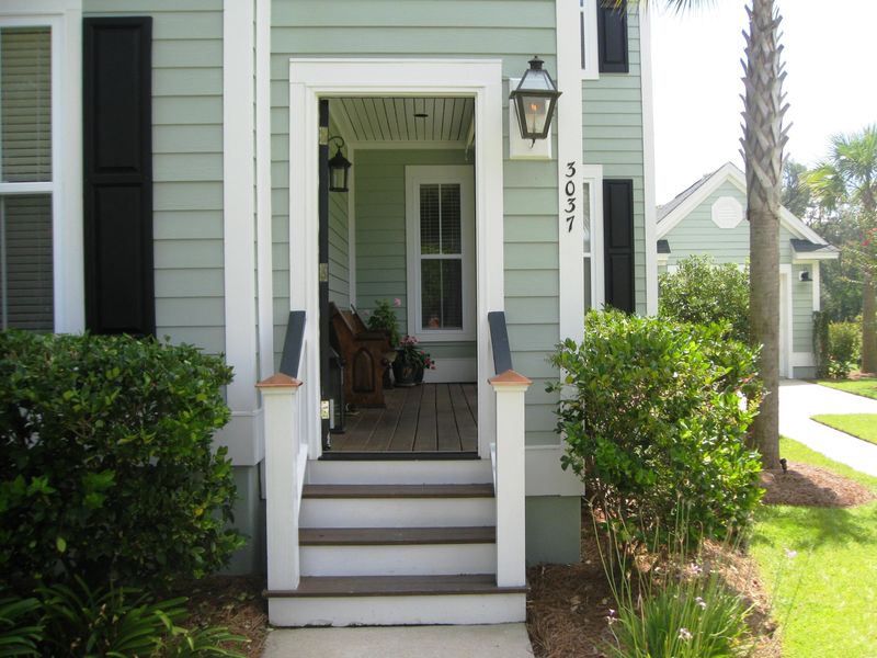 3037 Hatchers Run Dr, Charleston, SC 29414