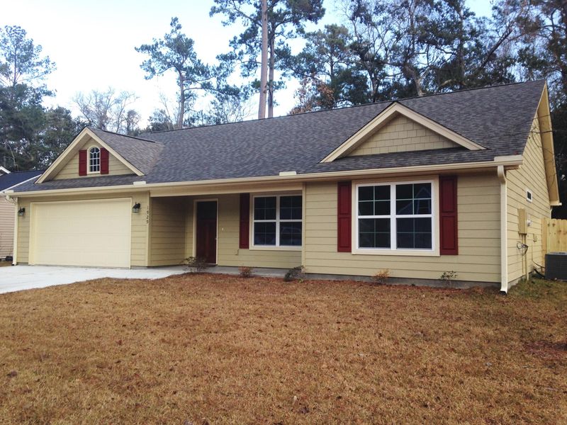 1929 Suzanne St, Johns Island, SC 29455