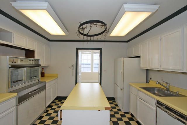 1 King St #707, Charleston, SC 29401