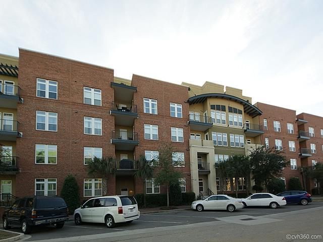 135 Pier View St #301, Daniel Island, SC 29492