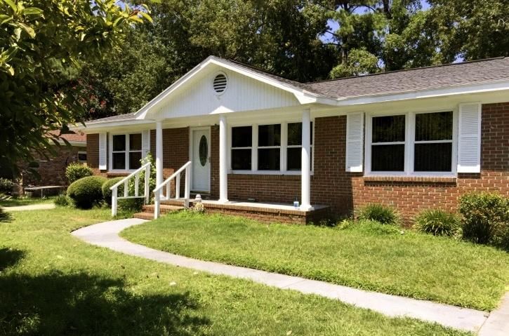 1374 Fairfield Ave, Charleston, SC 29407