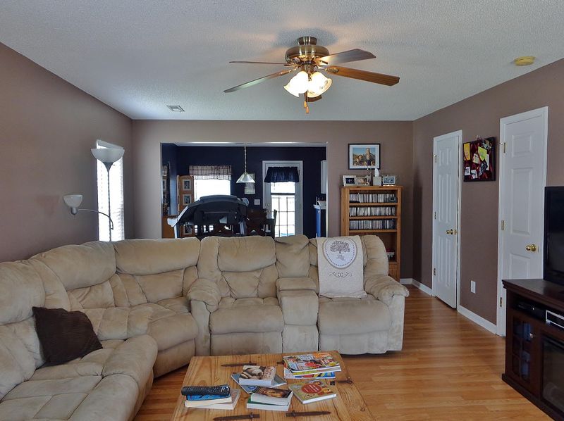 5020 Thornton Dr, Summerville, SC 29485