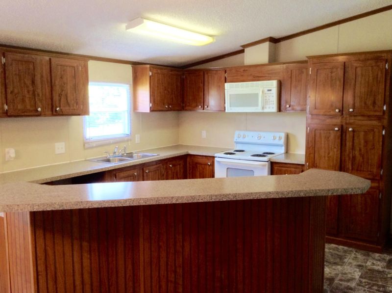 113 Singapore Ln, Saint Stephen, SC 29479