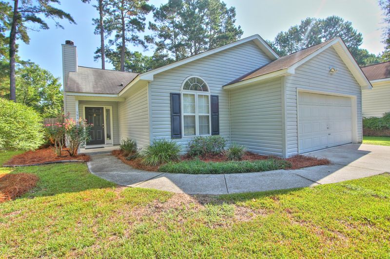 1952 Quail Ridge Rd, Johns Island, SC 29455