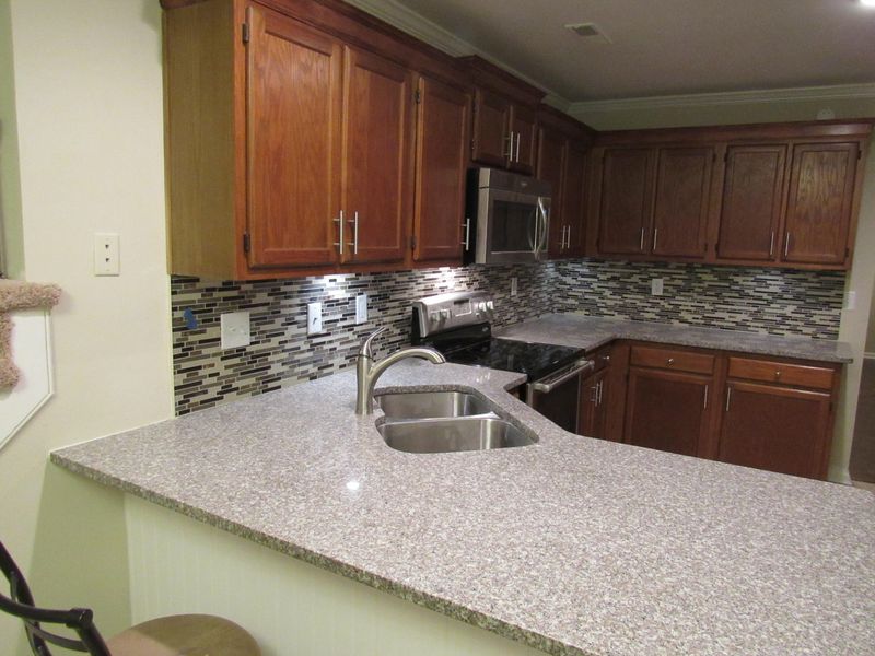 101 Saint Awdry St, Summerville, SC 29485