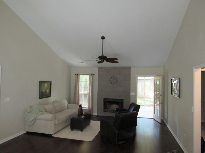 101 Saint Awdry St, Summerville, SC 29485