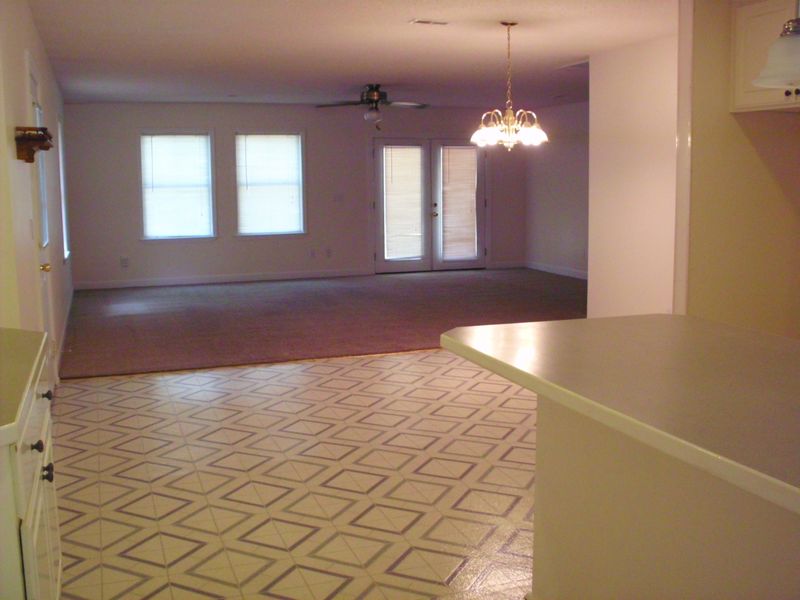 112 White Blvd, Summerville, SC 29483