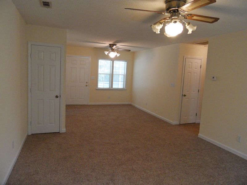 627 Levee Dr, Moncks Corner, SC 29461