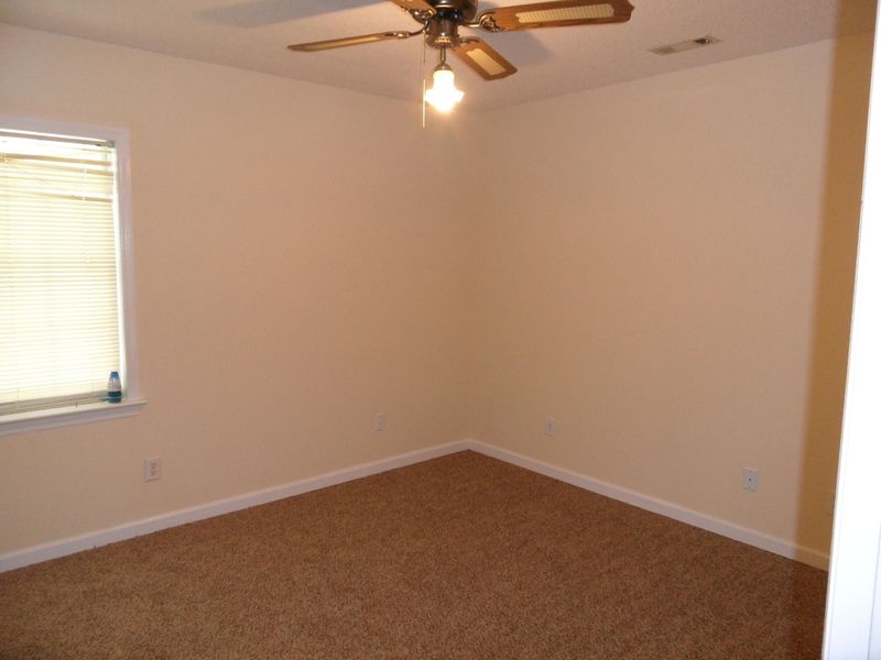 627 Levee Dr, Moncks Corner, SC 29461