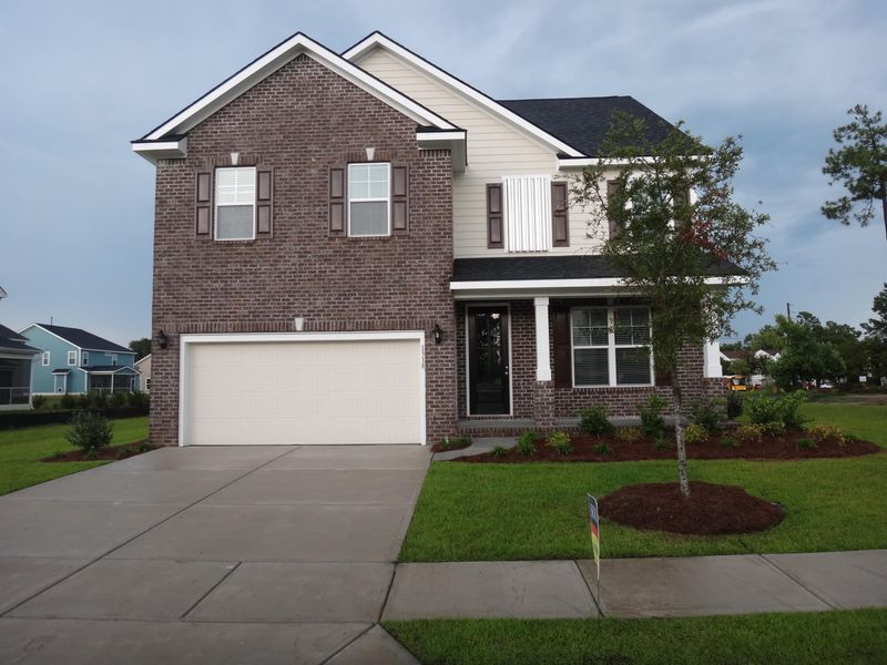 1318 Raven Rd, Hanahan, SC 29410