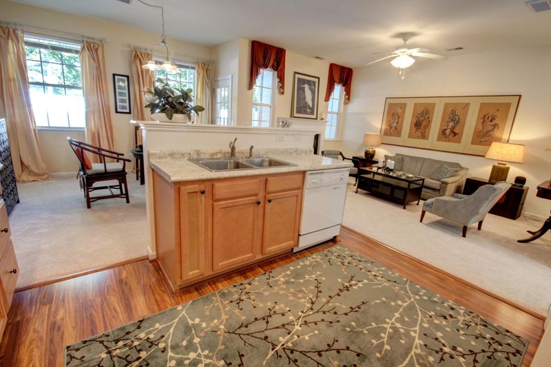 106 Dorothy Dr, Charleston, SC 29414