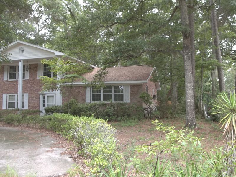 467 Wade Hampton Dr, Charleston, SC 29412