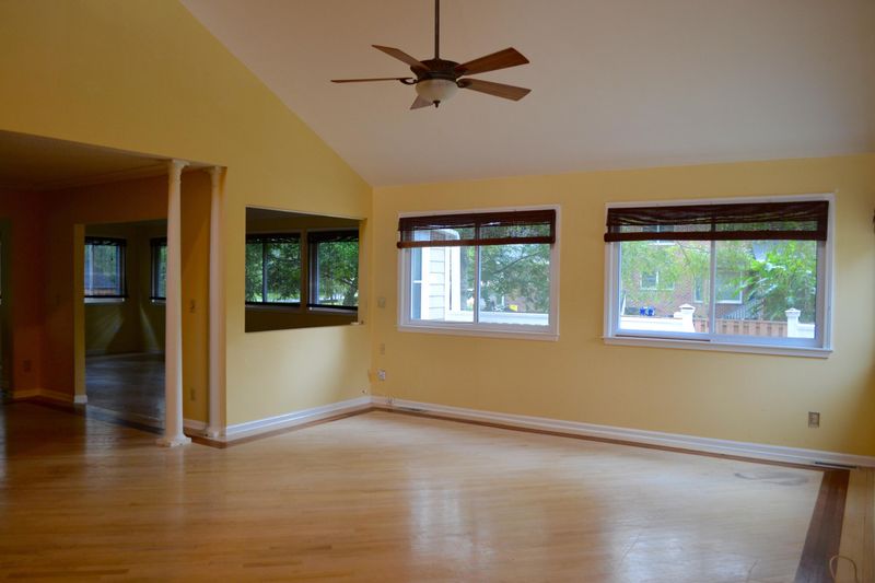 968 White Point Blvd, Charleston, SC 29412