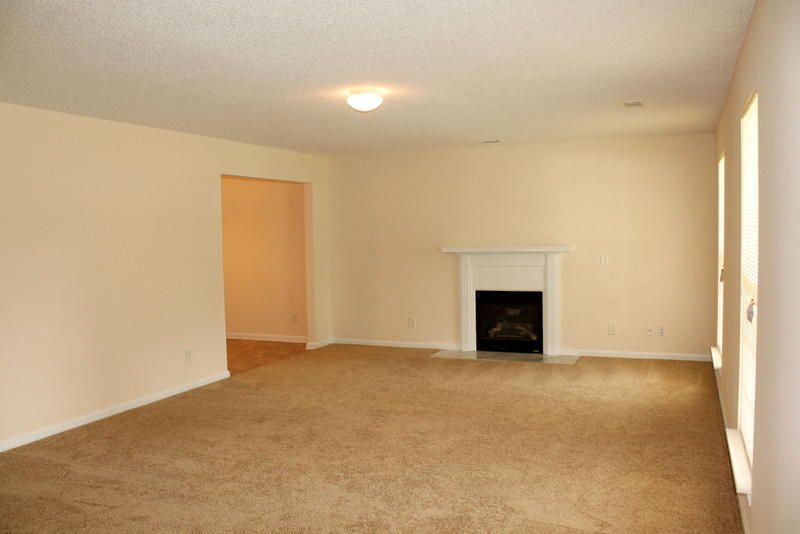 102 Trickle Dr, Summerville, SC 29483