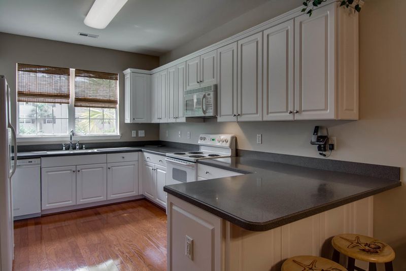 4508 Great Oak Dr, North Charleston, SC 29418