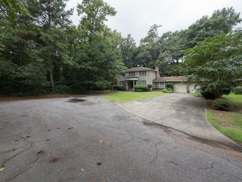 1 Bainbridge Dr, Charleston, SC 29407