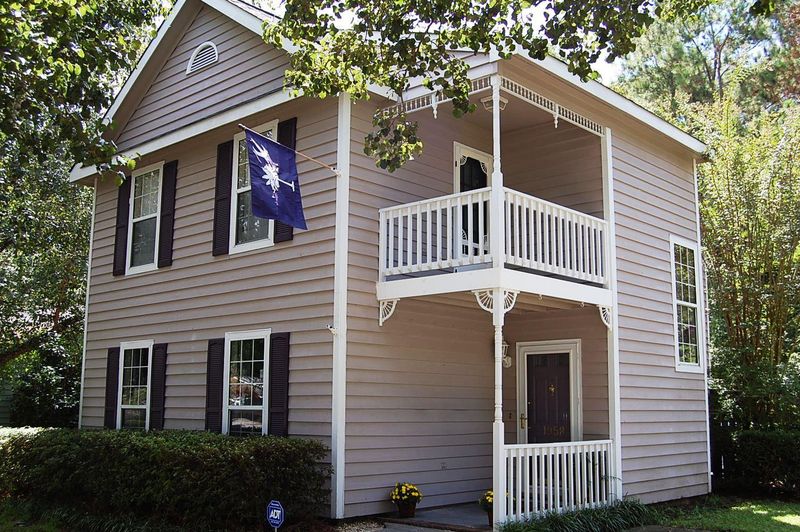 1958 Twickenham, Mount Pleasant, SC 29464