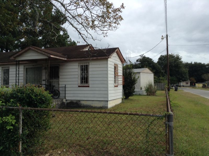 1923 Gumwood Blvd, North Charleston, SC 29406