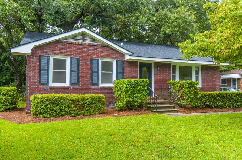 5171 Sterrett, North Charleston, SC 29405