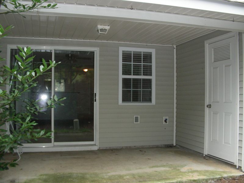 1102 Elm Hall Cir, Summerville, SC 29483