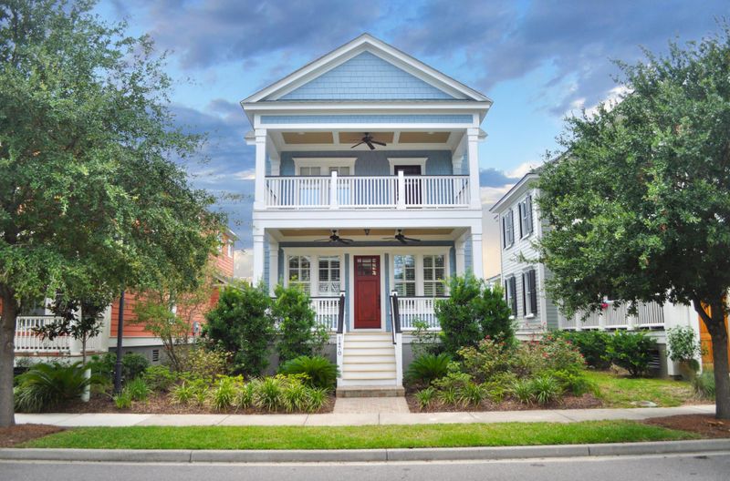 1470 Blue Cascade Dr, Mount Pleasant, SC 29464