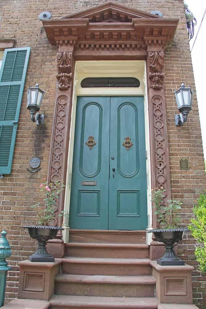 13 Pitt St, Charleston, SC 29401