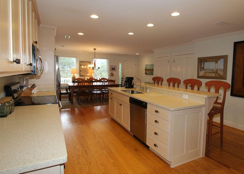 3528 Yacht Club Rd, Edisto Beach, SC 29438