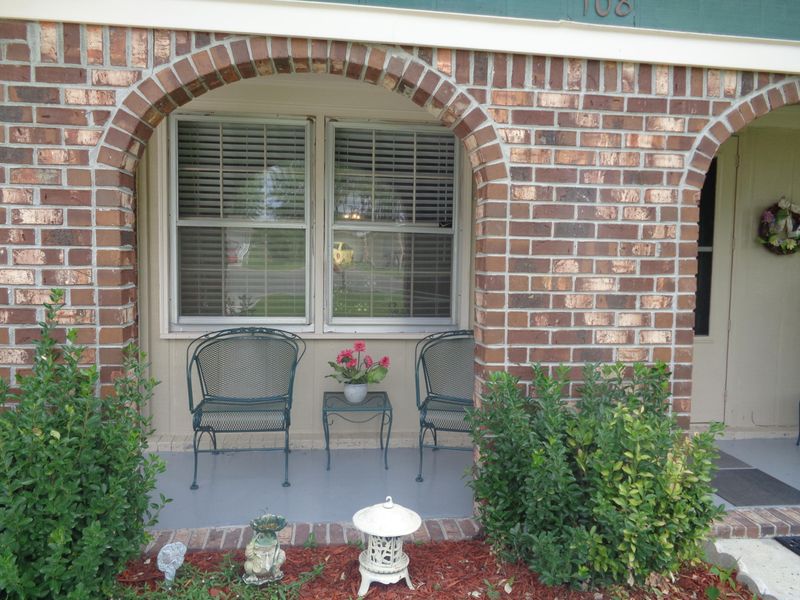 108 Pickett Ct, Summerville, SC 29483