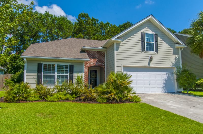 230 Nelliefield Creek Dr, Wando, SC 29492