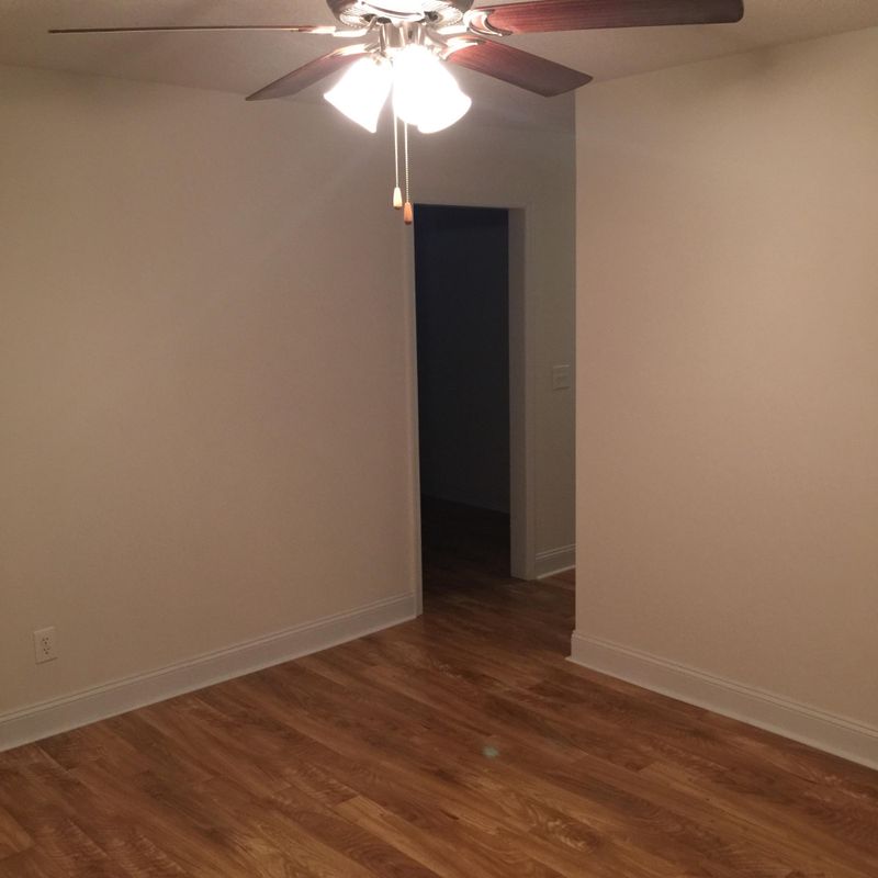 121 Pandora Dr, Goose Creek, SC 29445