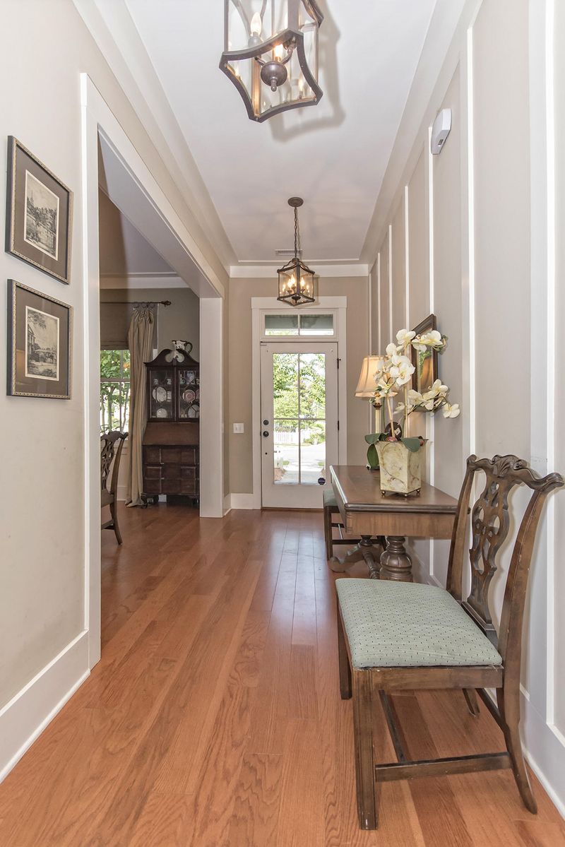 102 Comiskey Park Cir, Summerville, SC 29485