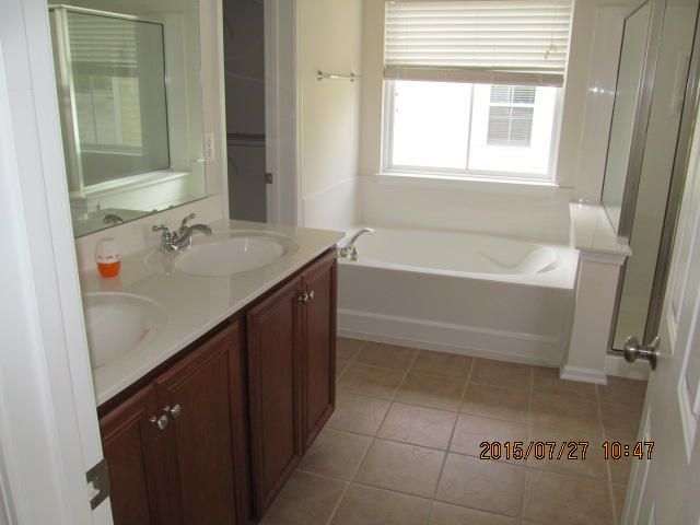 581 Delafield Dr, Summerville, SC 29483