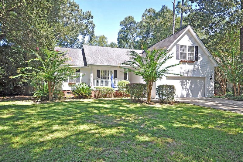 111 Live Oak Rd #A, Summerville, SC 29485
